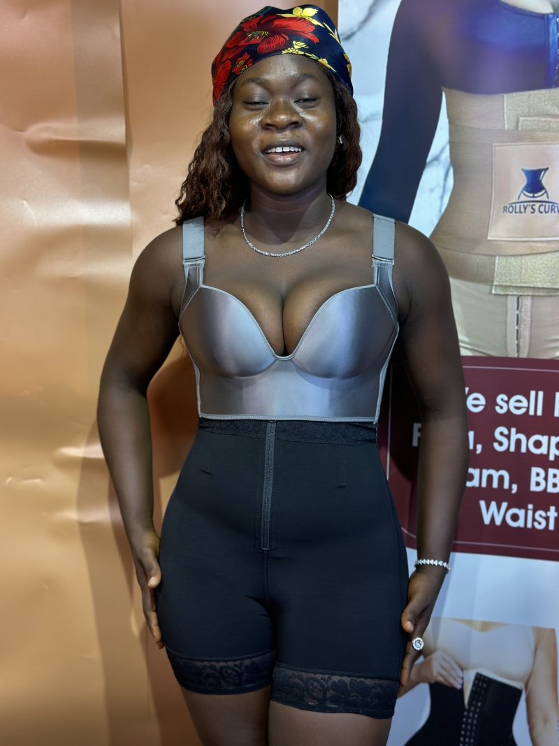 Full coverage Back fat bra - Image 2